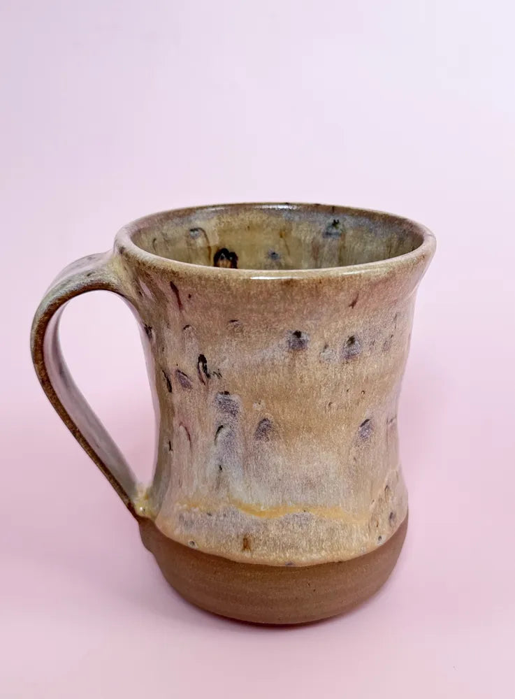 Mug 04